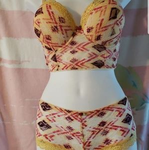 34D lingerie set